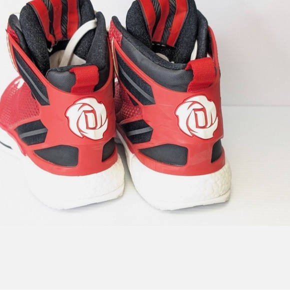 Vintage Adidas D Rose 6 Boost Red Women’s Chicago Bulls Basketball - Picture 1 of 8